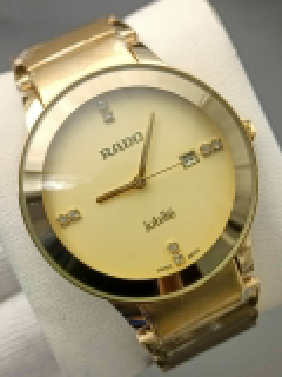 Quartz Watch Gold/White Colour (Copy) - Full Golden image